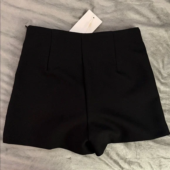 Zara Black Skirt pants with Gold Chain Detail - Picture 4 of 4
